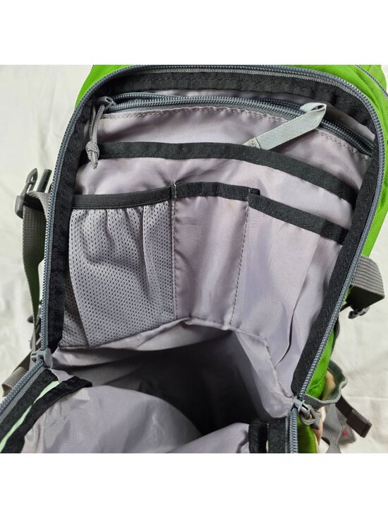 Camelbak Rim Runner Hydration Backpack Green Lightweight Hiking Pack Camping main image 11